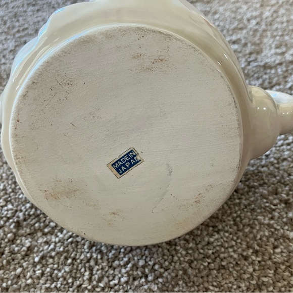 Charming White Rabbit Ceramic Pitcher - Picture 6 of 12